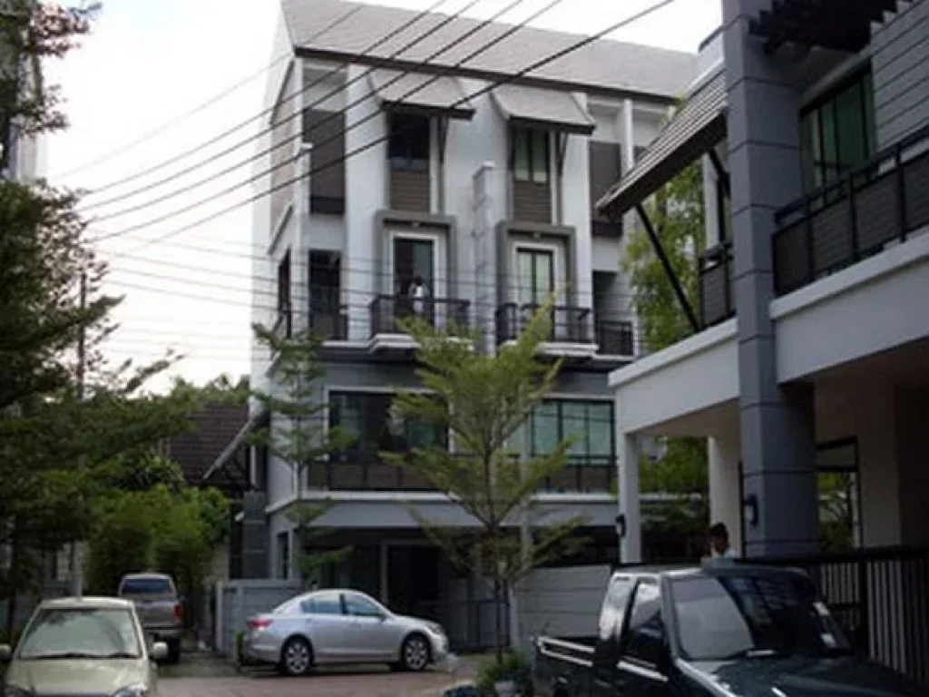 ขายบ้านทาวน์โฮม Aareeya mandarina sukhumvit 77 อ่อนนุช 39