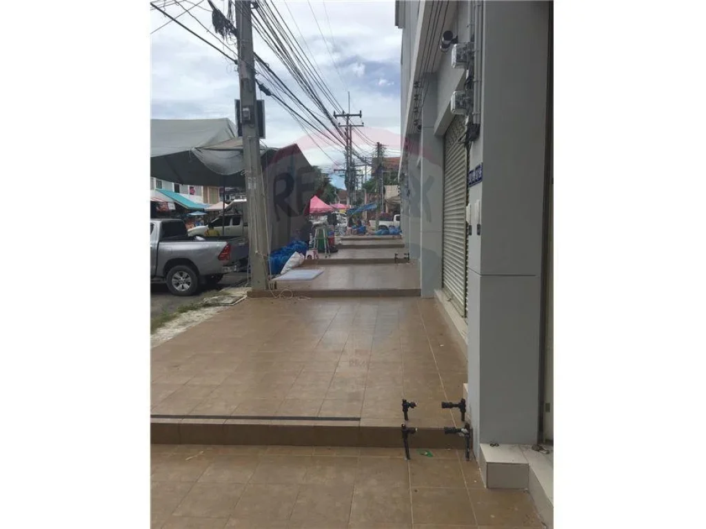 อาคารพาณิชย์สร้างใหม่ ใกล้ถนนสุขุมวิท ตลาดสดเทพจินดา ห้างโลตัสบ้านฉาง ตพลา อบ้านฉางจระยอง