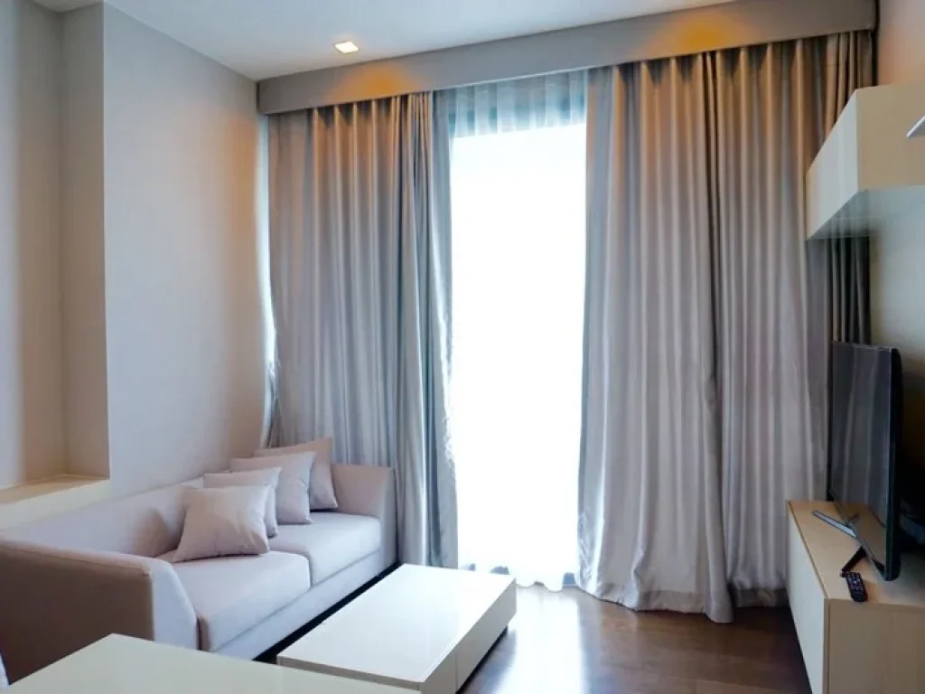 Luxury condo for sale with tenant Q Asoke fully furnished 1 bedroom 45sqm just 98 m or about 2 mins walk from MRT Phetchaburi