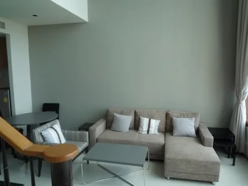 Bed Duplex for rent at Emporio Place Sukhumvit Soi 24 72 square meter ให้เช่าคอนโด The Emporio 1 นอน