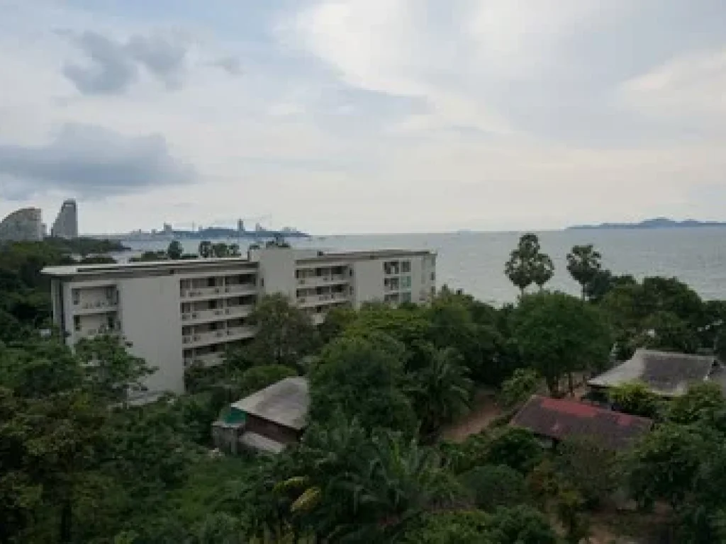 Beach front condo for Sell at Wongamat beach Pattaya