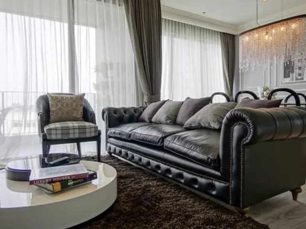 SALE with tenant Top Floor Modern Luxury Penthouse at The Emporio Place Sukhumvit 24