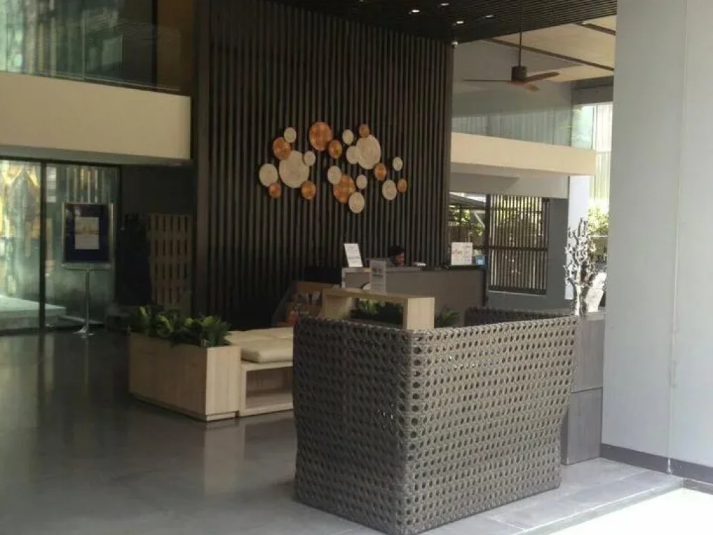 ขายคอนโด row rise บนทำเลใจกลางเมือง The Circle S Condo Sukhumvit12