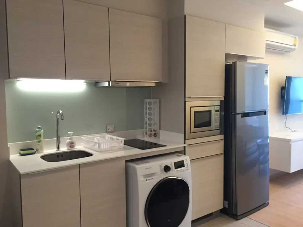 Luxury 1 Bedroom Condo For Rent at H Condo Sukhumvit 43