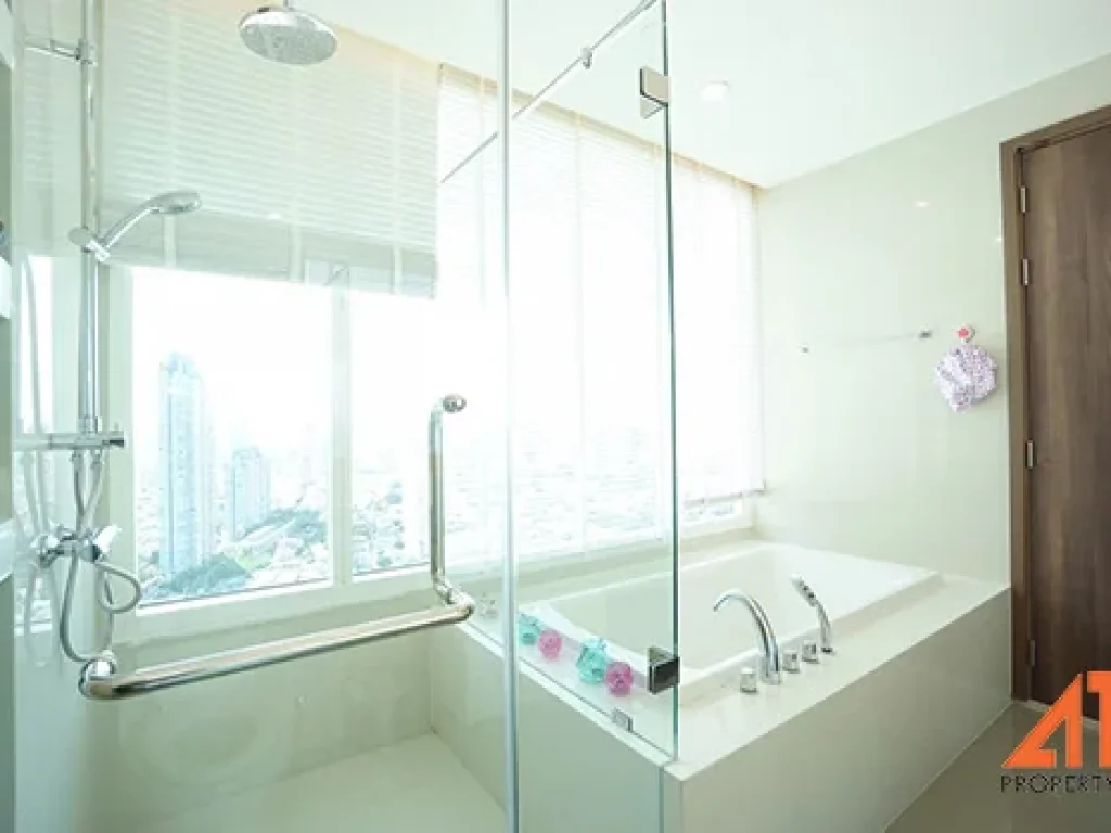 For Rent Menam Residence 160sqm - 3 Bedrooms river view Near Asiatique