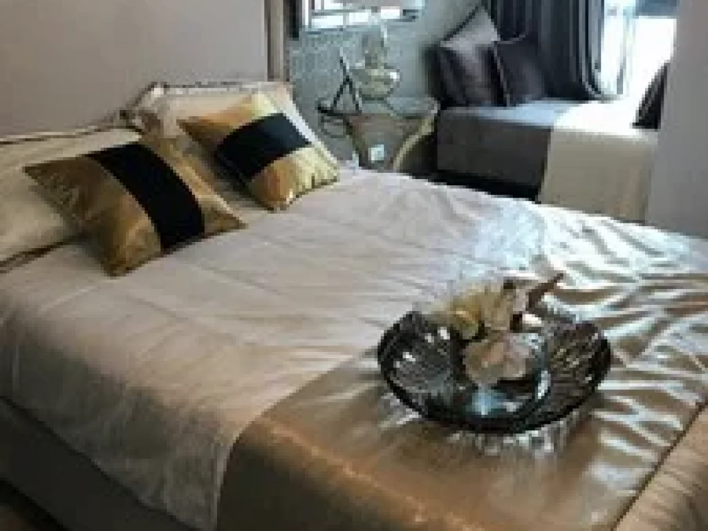 bed for rent at Ideo Mobi Charan Interchange fully furnished