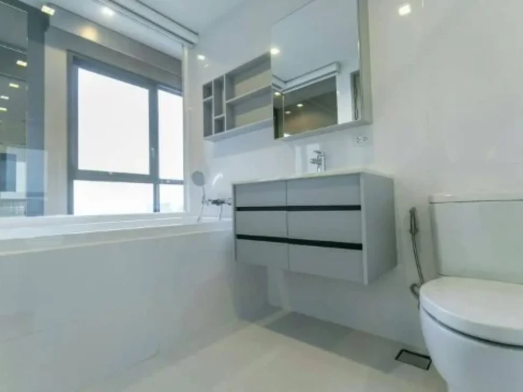 Sell HQ Tonglor sukhumvit 55 1 bed 2 bath Duplex 80 sqm