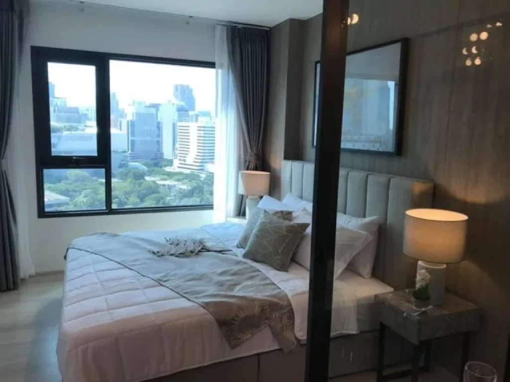 code3352 Life One Wireless for rent วิว Central Embassy