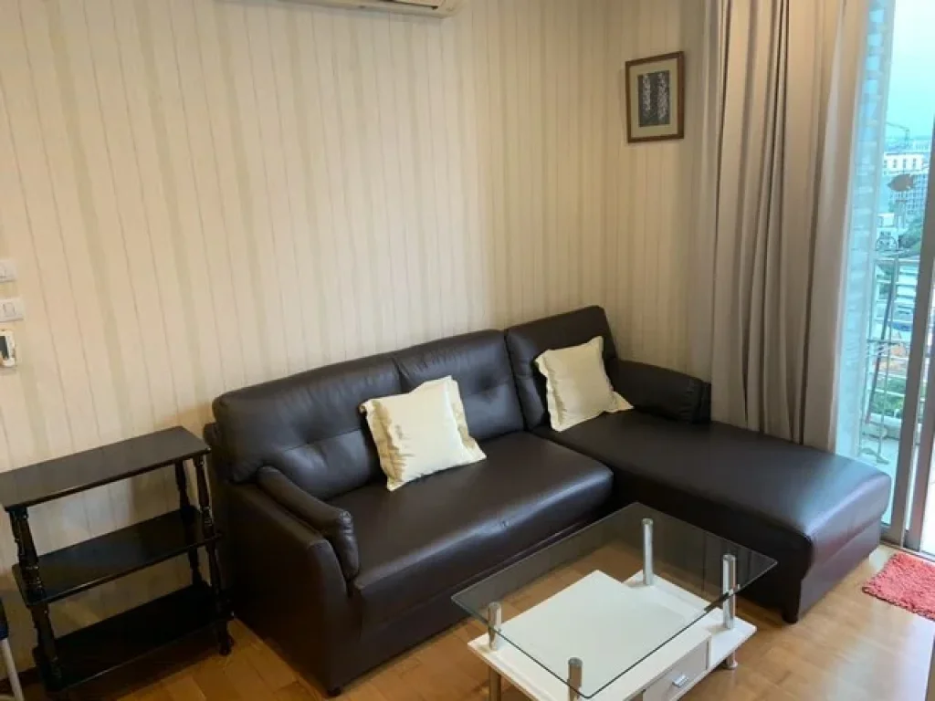 For Rent Villa Sathorn Size 41 sqm City view 15000 baht