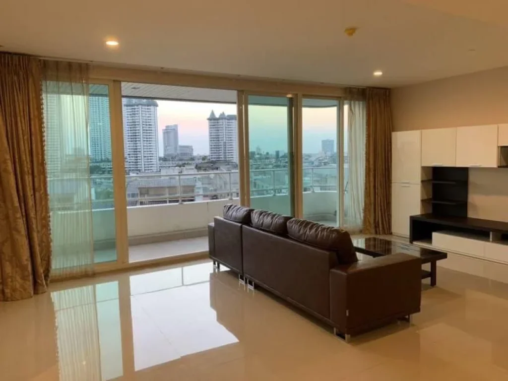 Sale WATERMARK Chaophraya River 3 bed 145 Sqm only 129M