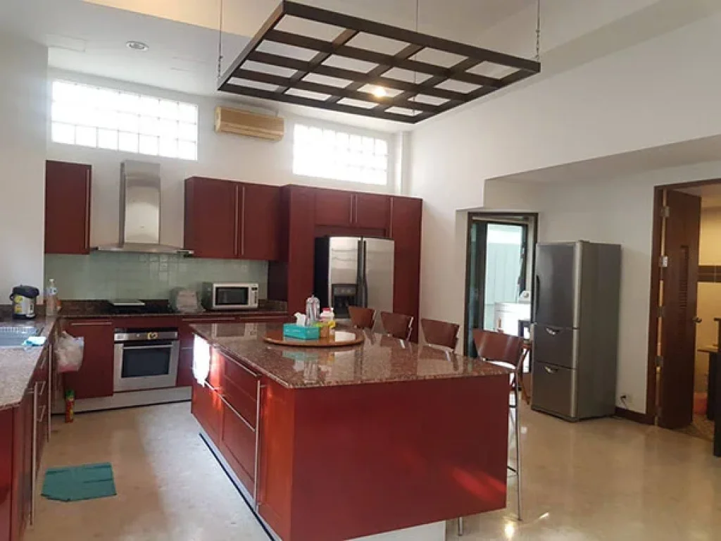 ขายด่วน บ้านเดี่ยวสุขุมวิท 71 เดินไปโรงเรียนเซนต์แอนดรูวส์ใน 3 นาที For Sale Single House at Sukhumvit 71