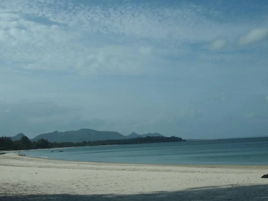 ขายที่ดินติดชายทะเล หาดทุ่งวัวแล่น ตสะพลี อปะทิว จชุมพร