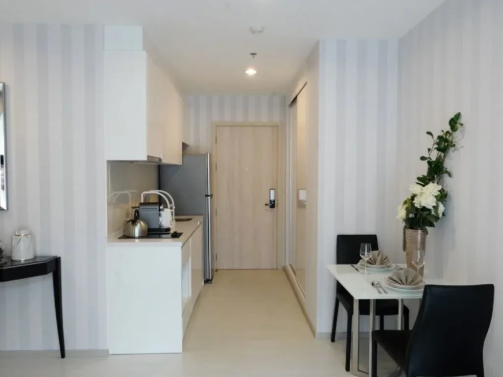 For Rent ให้เช่า RHYTHM Sukhumvit 42 1 bed 1 bath 45 sqm BTS Ekamai