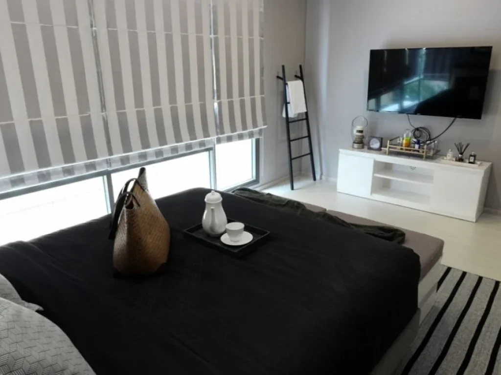 For Rent ให้เช่า RHYTHM Sukhumvit 42 1 bed 1 bath 45 sqm BTS Ekamai