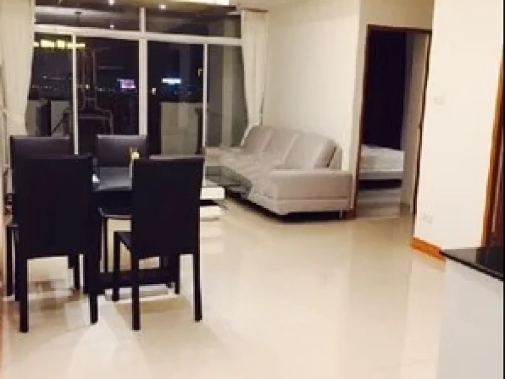 Monterey Place condo for rent 2 bed 2 bath 200m from Sirikit MRT Station