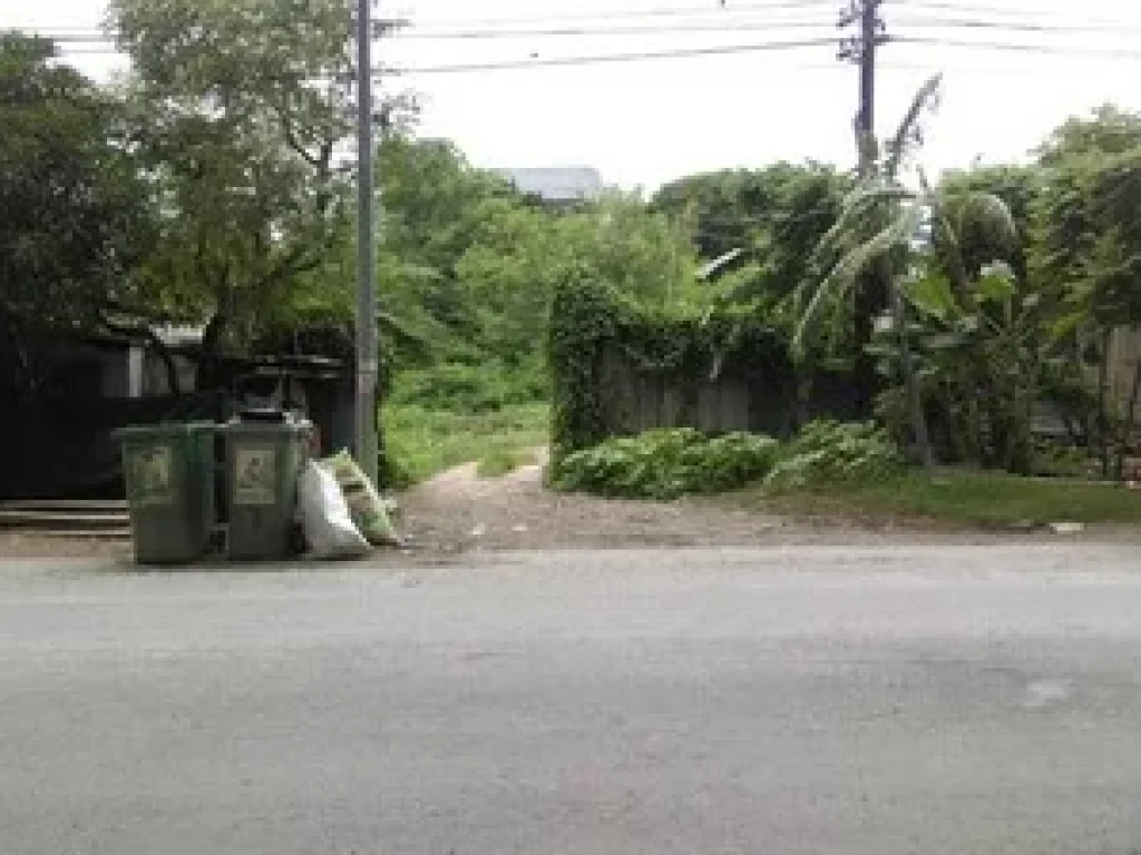 ขาย ที่ดินริมทางรถไฟสายใต้กรุงเทพ-นนท์ บางซื่อ ตลาดบางซ่อน เนื้อที่ 822 ตรว