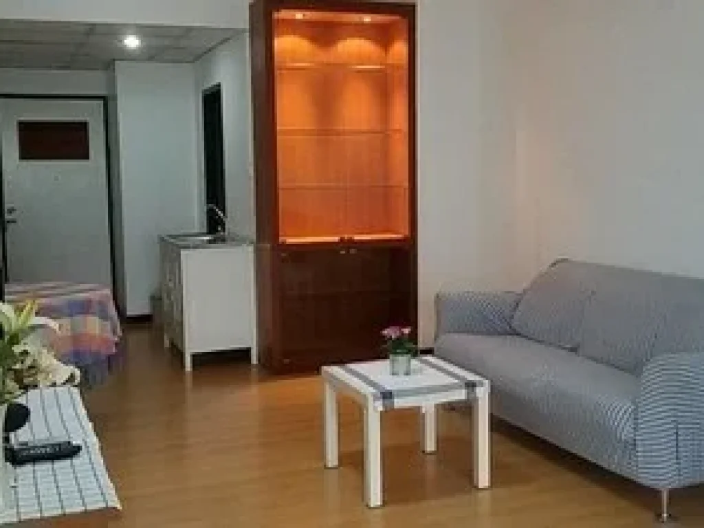 ให้เช่า คอนโด Centurion Park Condominium ใกล้ BTS อารีย์ ชั้น7  41 ตรม  15000 บาทต่อเดือน เฟอร์ครบ วิวเมือง เพดานสูง