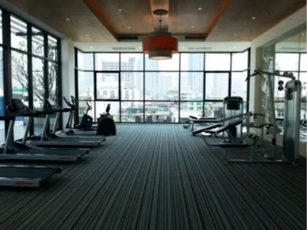 ขายคอนโดหรูใกล้ประตูน้ำและParagon ส่วนกลางมีสวยมากทั้ง Sky Lounge Fitness สระว่ายน้ำ สนใจติดต่อด่วน โทร 082-6414199 line id t0826414199 