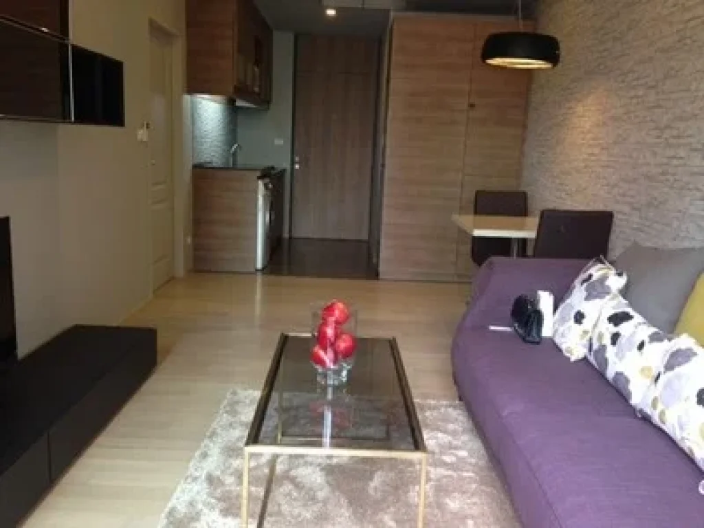 Noble Refine Sukhumvit 26 for rent Distance from BTS Phromphong 200 meters