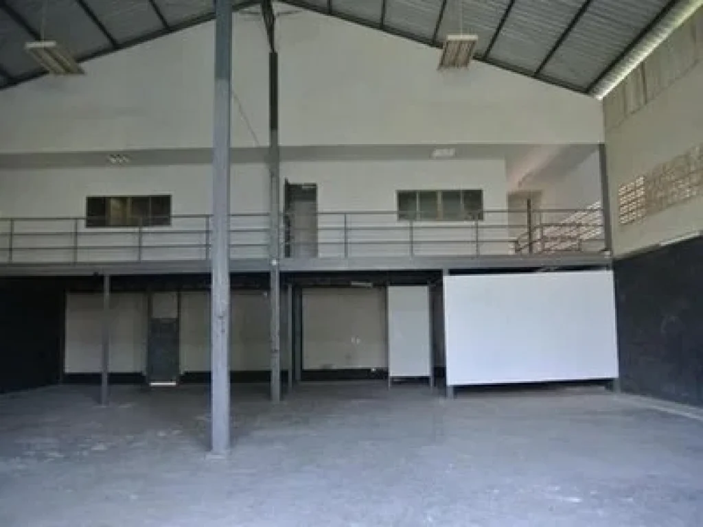 Warehouse with Office For rent โกดังพร้อมออฟฟิศให้เช่า ย่านวัชรพล พื้นที่ 400 ตรม