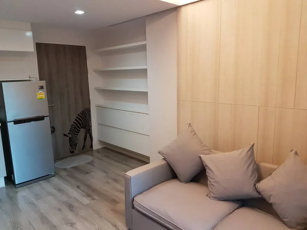 คอนโดให้เช่า คอนโด ดับเบิ้ล เลค เมืองทองธานี Double Lake Condo 11000 ชั้น2 ตึก3 34 ตรม 1นอน 1น้ำ 1ครัว ห้องรับแขก เฟอร์ครบ