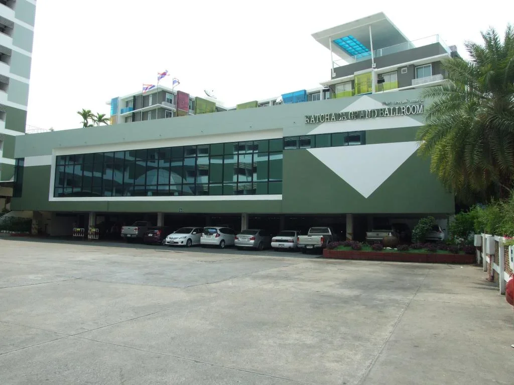 RATCHADA CITY HOTEL FOR SALE