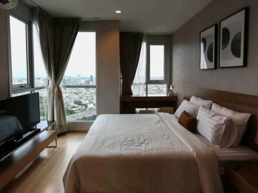 ขายคอนโดหรู RHYTHM sathorn 21ห้องมุม private วิว180องศา