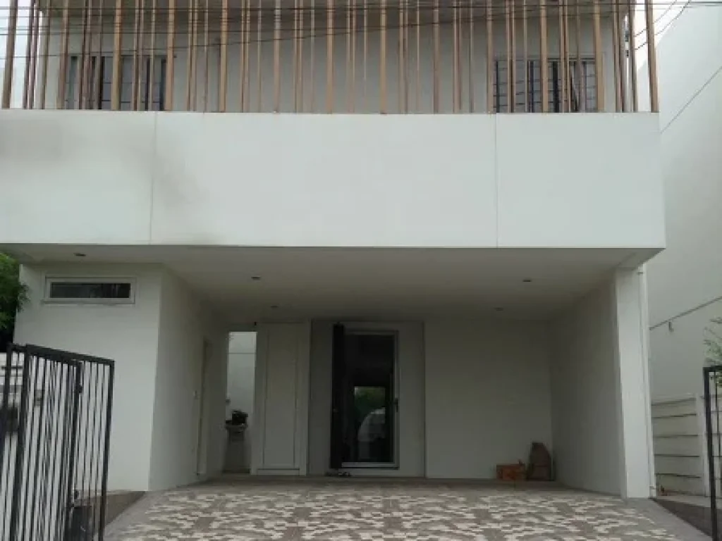 ขายบ้านเดี่ยว Courtyard Villa พระราม9 - วงแหวน 74 ตรว หลังมุม Modern