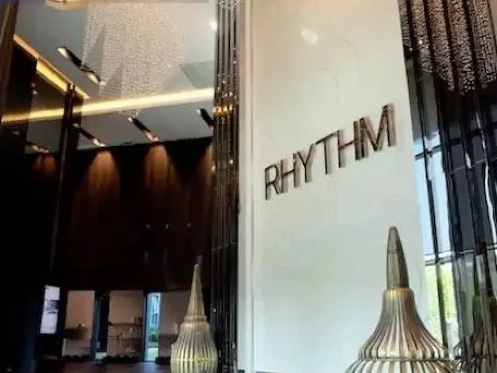 ให้เช่าคอนโด RHYTHM Sathorn 21 ขนาด 1 ห้องนอน คอนโดวิวแม่น้ำ ใกล้ BTS สะพานตากสิน