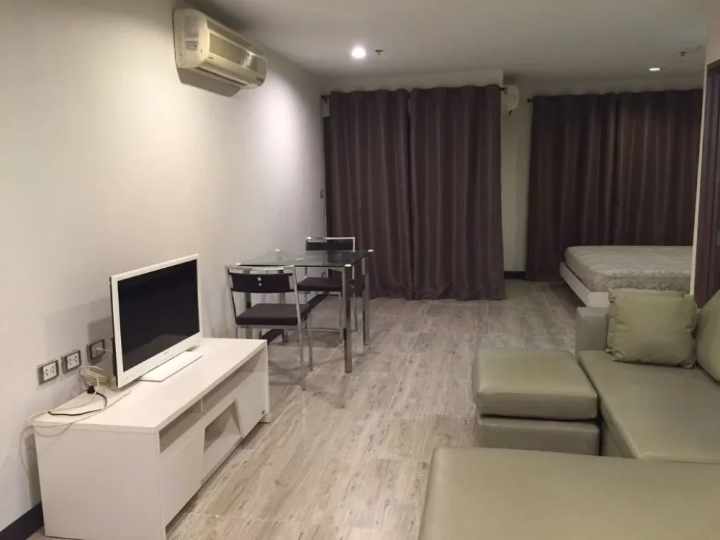 ให้เช่าห้องชุด คอนโด Silom City Resort ห้อง Studio ขนาด 44 ตรม อยู่ใกล้สถานี BTS ช่องนนทรี