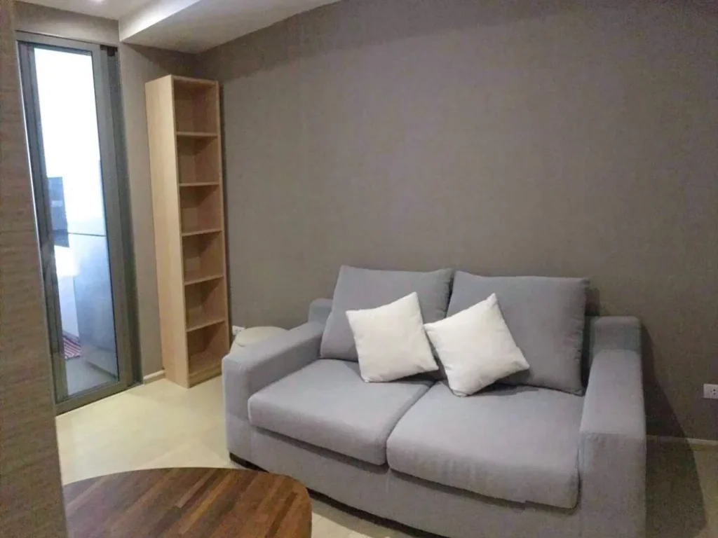 Room For Rent ให้เช่า The Klass Silom ห้อง 33 ตรม พร้อมอยู่ ใกล้ BTS ช่องนนทรีและสีลม