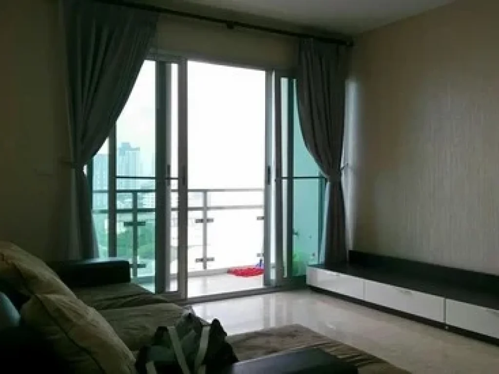 Sell Condo close to Ekkamai BTS Nusasiri Grand 180 sqm 10th Floor New Room with special price