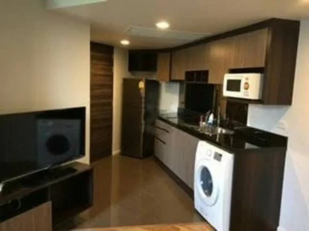 Condominium for rent Focus Ploenchit 33sqm1bedroom1 bathroom fully furnished with appliances Near BTS Ploenchit 22000 baht Floor4th