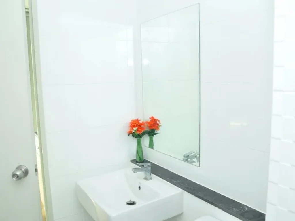 Unio Sukhumvit 72 Peaceful private livable BTS Bearing