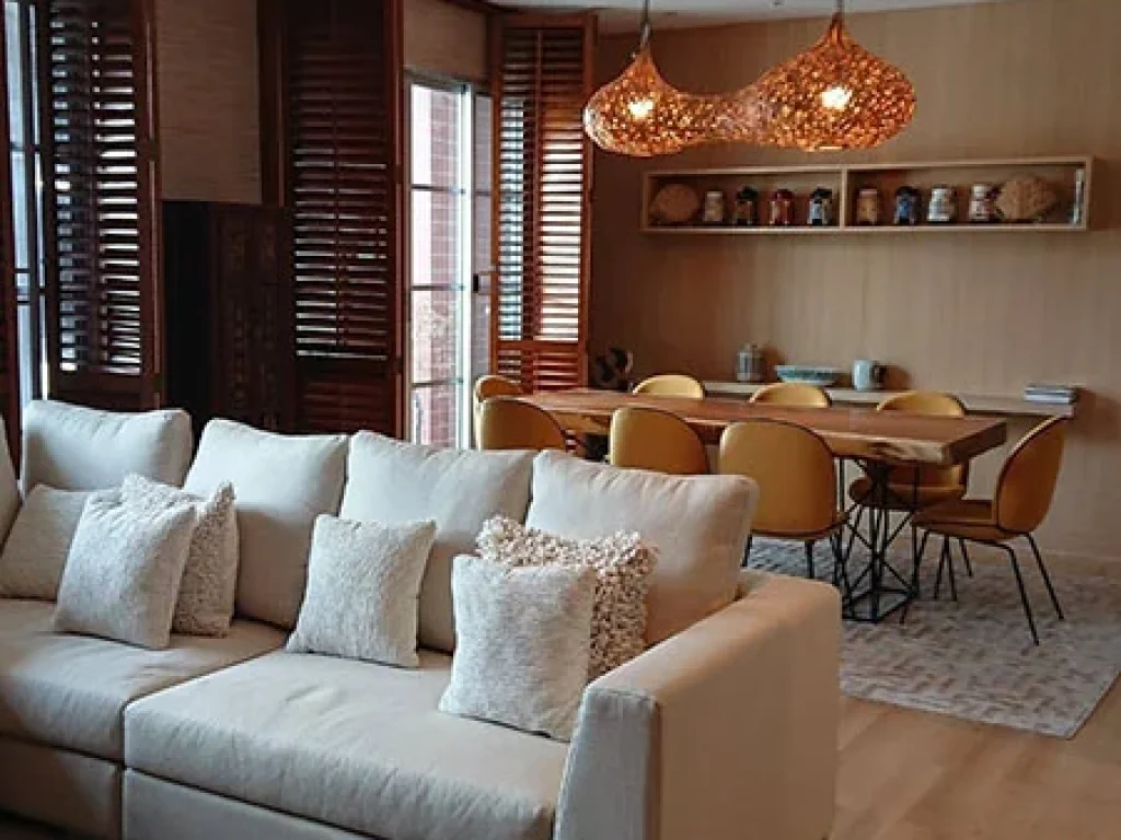 เช่าด่วน คอนโด 2 ห้องนอน เพนท์เฮาส์ ตกแต่งสวย สุขุมวิท For Rent Beautiful 2 Bedroom Penthouse