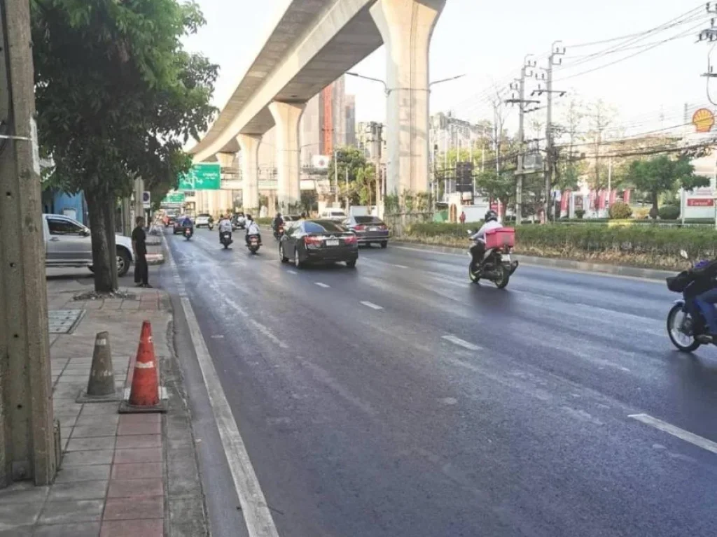 ขายที่ดินติดรถไฟฟ้า ติดถนนพหลโยธินขาเข้า