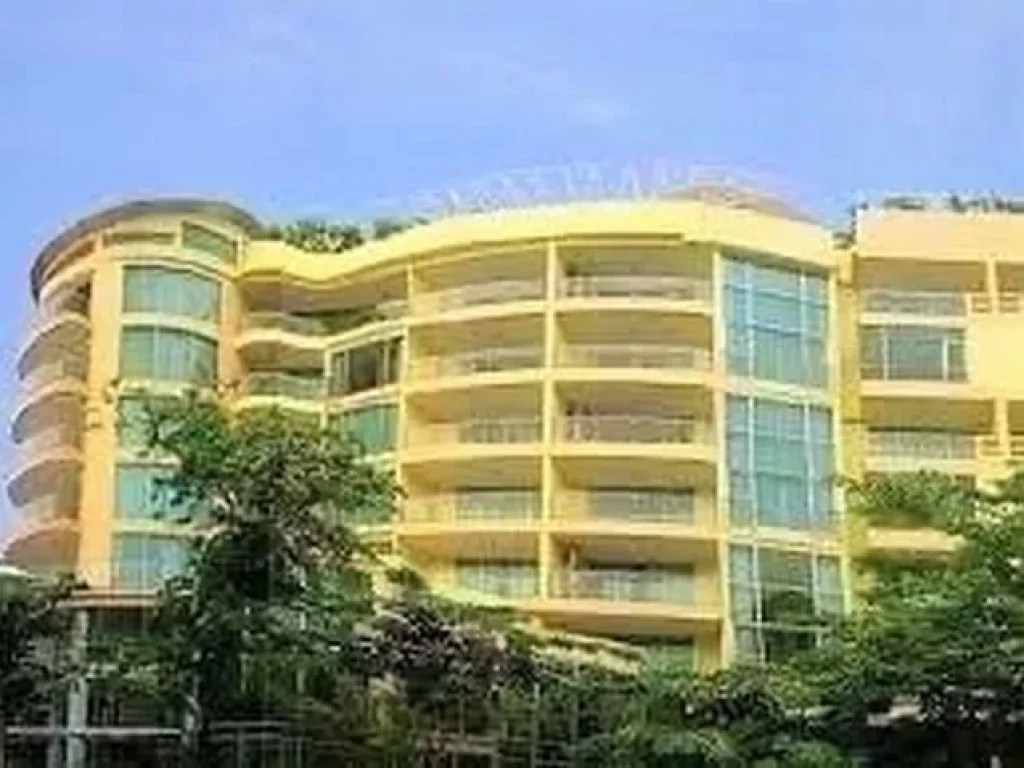 ขายService Apartment สูง 8 ชั้น ดาดฟ้าชั้น9 มีสระว่ายน้ำกลางแจ้งและฟิตเนส ย่านกลางเมือง สุขุมวิท 71