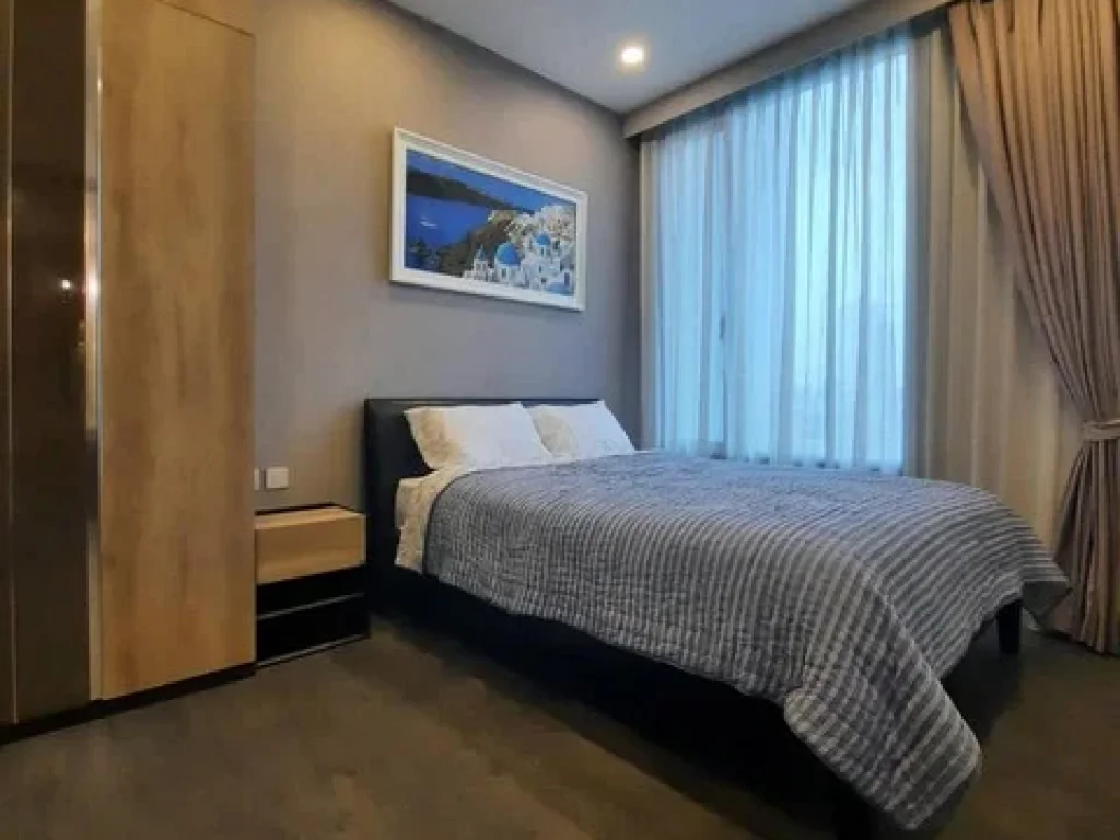 Edge Sukhumvit 23 fully furnished convenient safe BTS Asoke