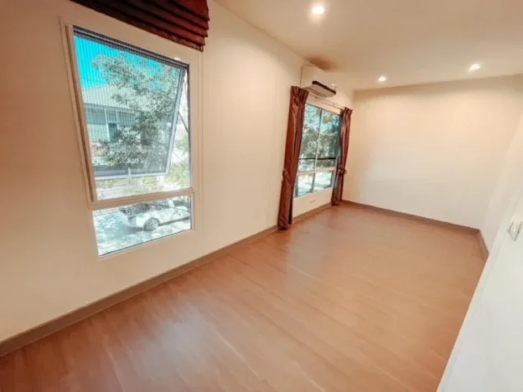 For Rent ให้เช่าทาวน์โฮม 3 ชั้น สภาพใหม่ หมู่บ้านสัมมากร อเวนิว ชัยพฤกษ์-วงแหวน แอร์ 3 เครื่อง ไม่มีเฟอร์นิเจอร์ อยู่อาศัยเท่านั้น