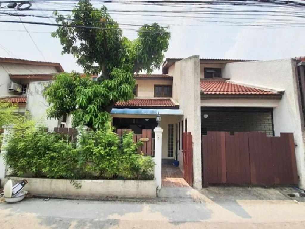 For Rent ให้เช่าบ้านเดี่ยว บ้านแฝด 2 ชั้น หมู่บ้านบุษราคัม ซอยบรมราชชนนี 11 หลัง Central ปิ่นเกล้า