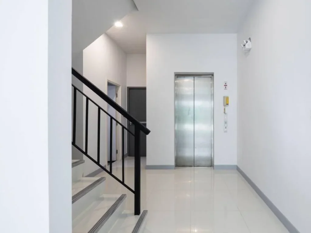 For Rent ให้เช่า อาคารสำนักงาน ออฟฟิศ 5 ชั้น โครงการ สามย่าน บิสซิเนส ทาวน์ ถนนพระราม 4