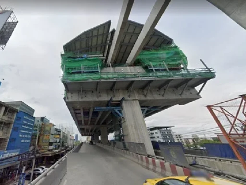 ให้เช่าออฟฟิต ใหม่ ทำเลดีมาก MRT ลาซาล จอดรถ 6 คัน อพาณิชย์ 45ชั้น 550 ตรม 35 ตรว ศรีด่าน สภาพดี