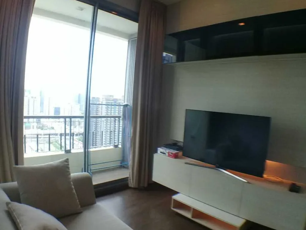 Q asoke เพชรบุรีตัดใหม่ 2 Bed 1 bath ชั้น 34 เฟอร์ครบ มีระเบียง พร้อมอยู่