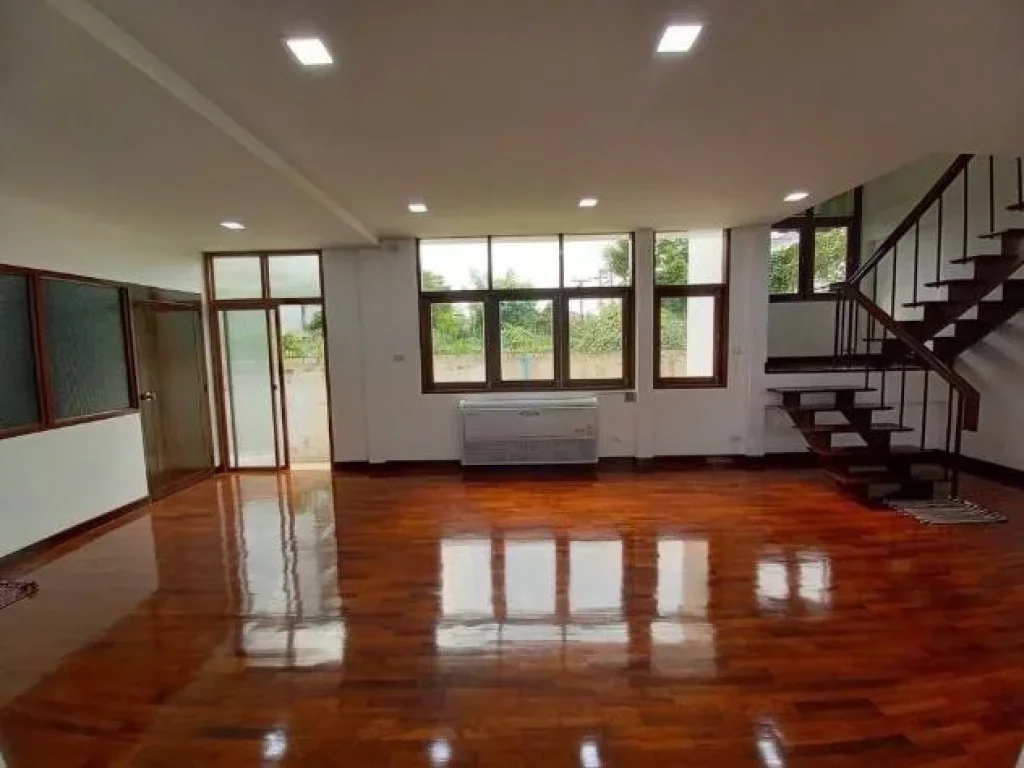 For Rent ให้เช่า บ้านเดี่ยว 2 ชั้น หลังใหญ่ ย่านประชาชื่น ซพงษ์เพชรนิเวศ แยก 6 เหมาะทั้งอยู่อาศัย และทำออฟฟิศ