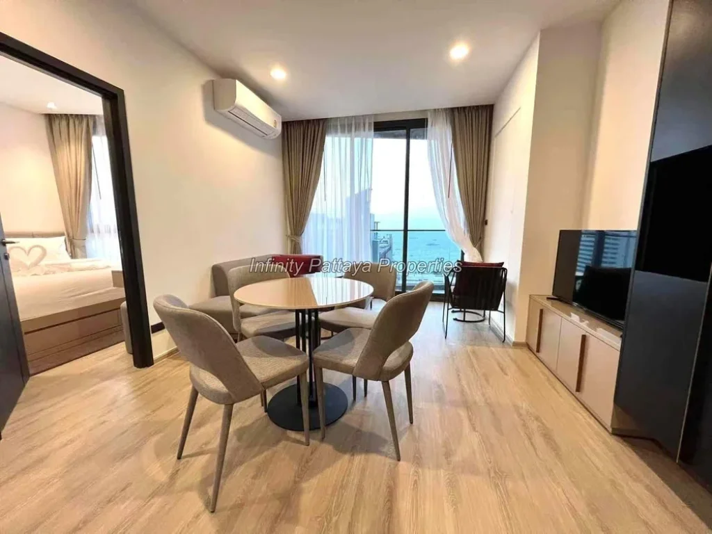 คอนโดใหม่ The Edge condo พัทยากลางสาย 2 500เมตรจากทะเล