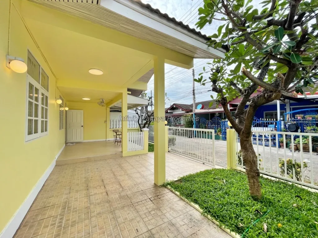 บ้านแฝดตกแต่งสวย มีพื้นที่สวน พัทยากลาง 2ห้องนอน Detached house 2 bedrooms Central Pattaya