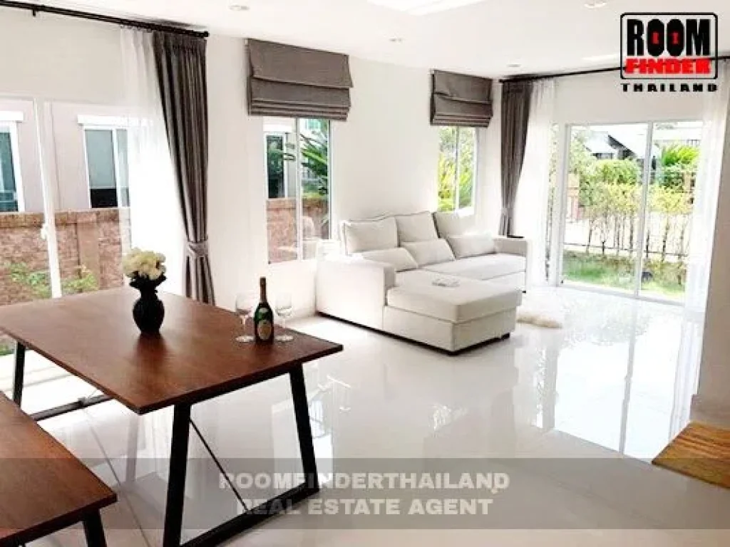 เช่า FOR RENT PASSORN PRESTIGE LUXE PATTANAKARN 3 beds 3 baths 38 Sqw45000