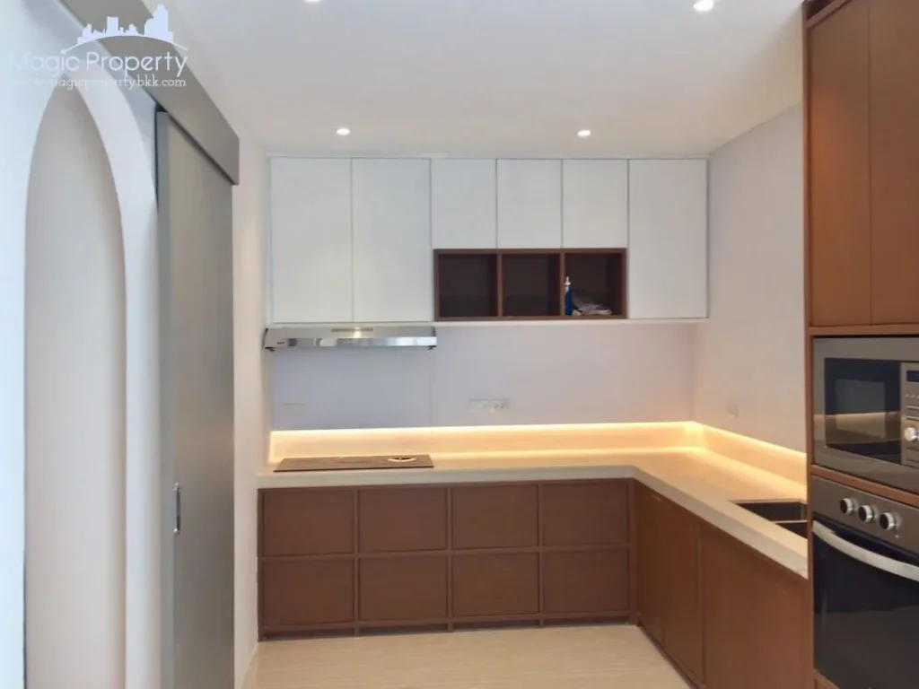 ให้เช่าทาวเฮ้าส์ เอกมัย 22 ปรีดี 41 Townhouse Ekkamai 22 Preedee 41 For Rent