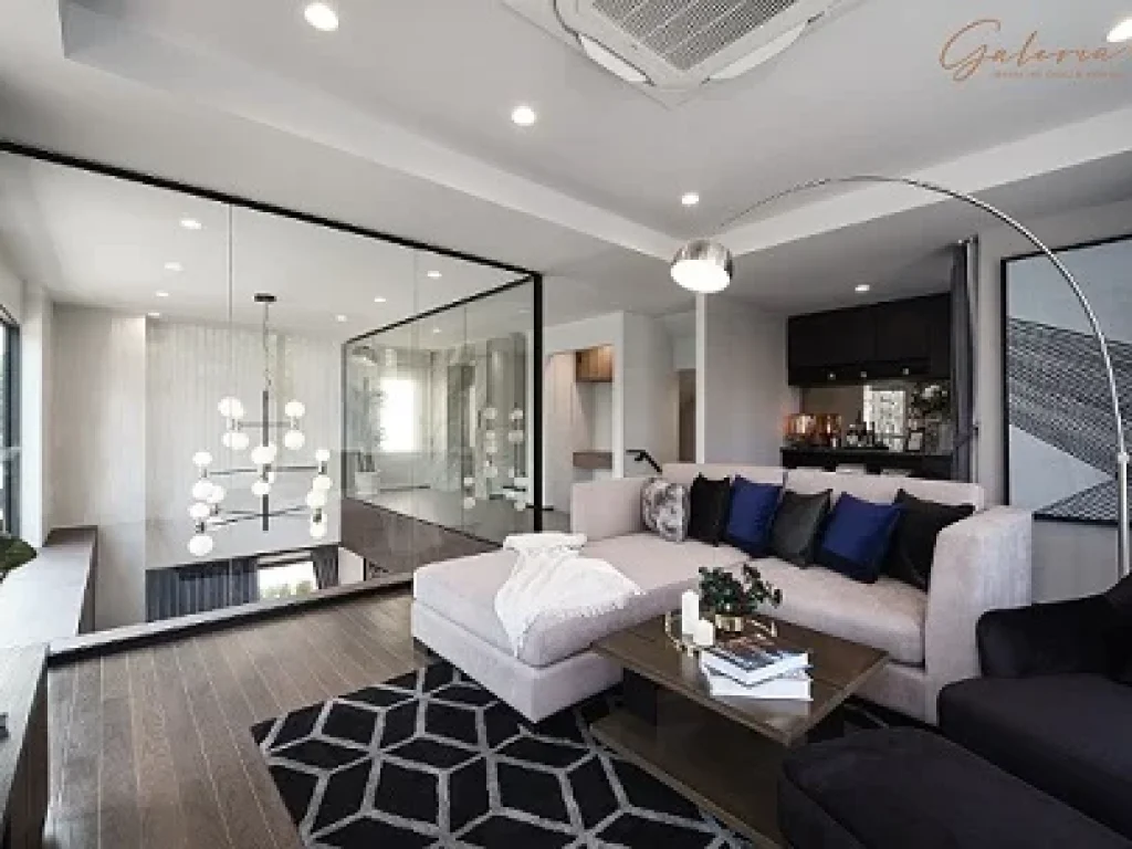 Exclusive Luxury Townhome ทาวน์โฮมบนทำเลศักยภาพ Galeria 64