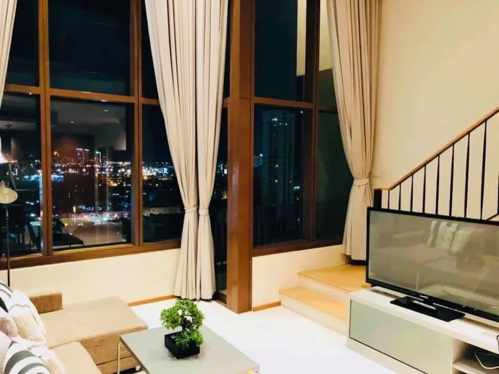 ให้เช่าCondo The Emporio Place Sukhumvit 24 Duplex 1 bed 73sqm Price 49000 Bahtmonth 0972989594